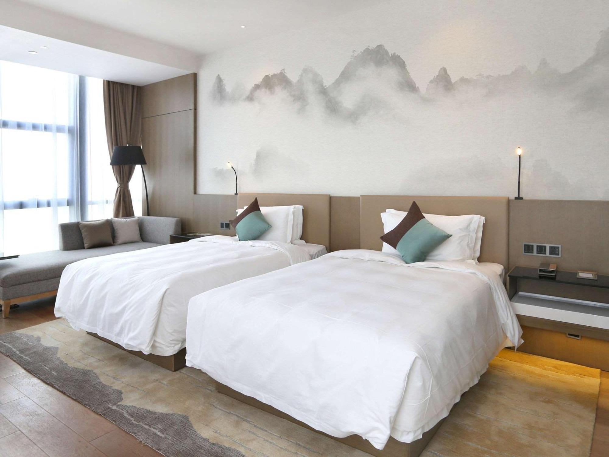 Novotel Deqing Exterior photo